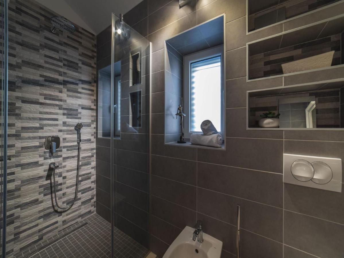 Apartment Fiora Kaštela Εξωτερικό φωτογραφία
