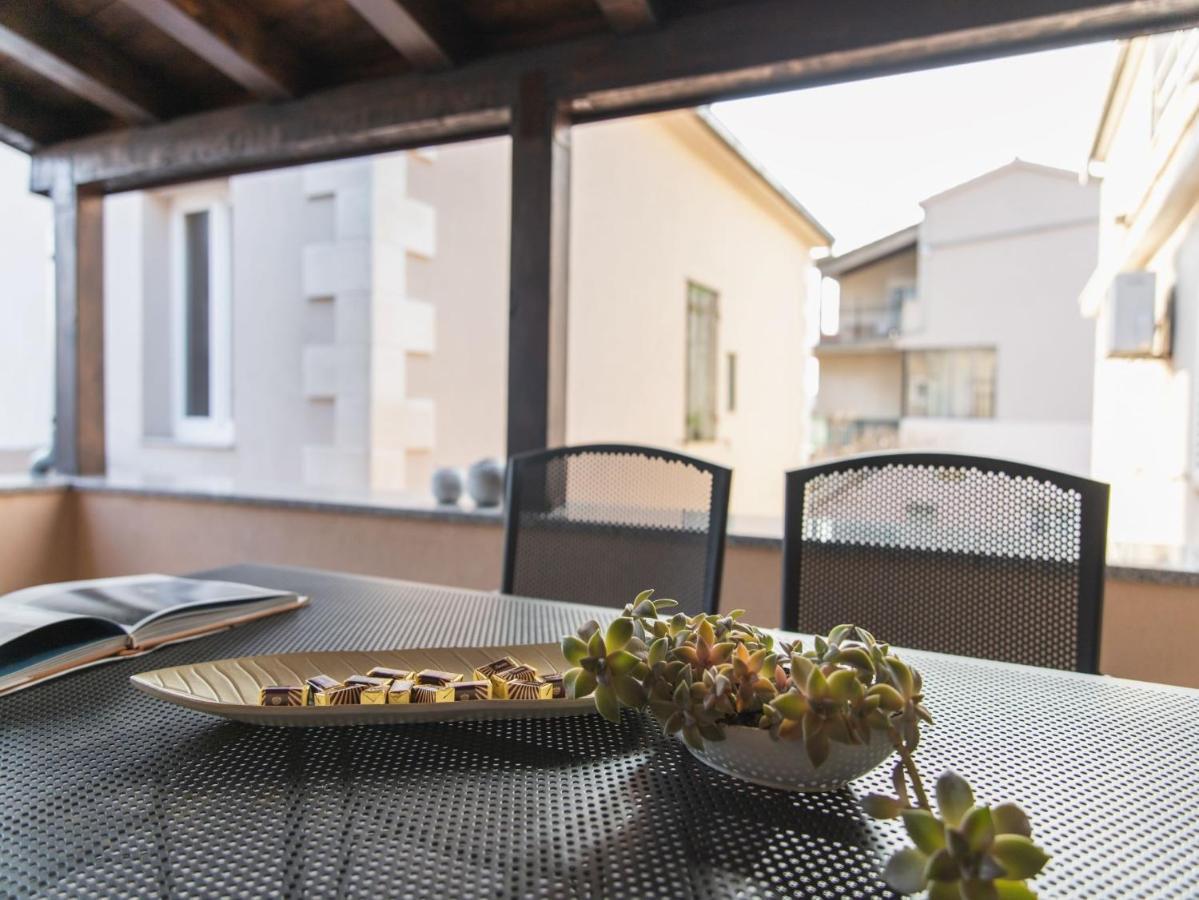 Apartment Fiora Kaštela Εξωτερικό φωτογραφία