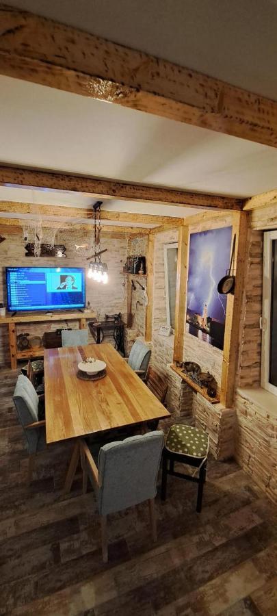 Apartment Fiora Kaštela Εξωτερικό φωτογραφία