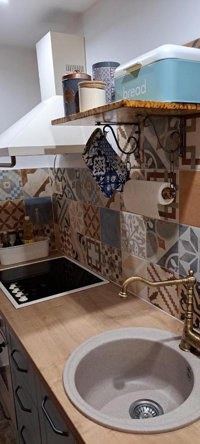 Apartment Fiora Kaštela Εξωτερικό φωτογραφία